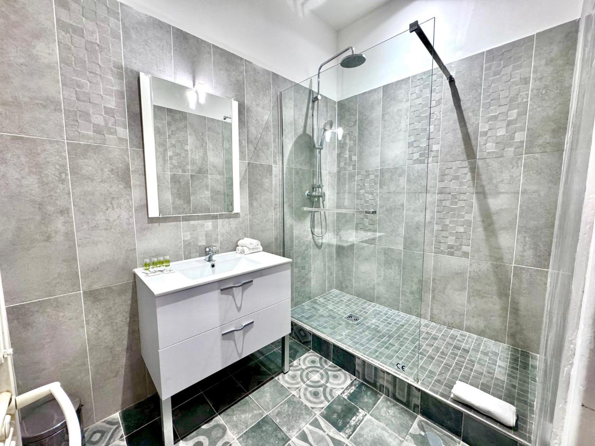 Aparthotel Riviera - Pont Vieux 2 - Old Town - Charm 2 Bedrooms Apartement Ac - 5Mn Beach 尼斯 外观 照片